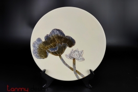 Đĩa sơn mài tròn trắng vẽ hoa sen  25 cm (không kèm đế)